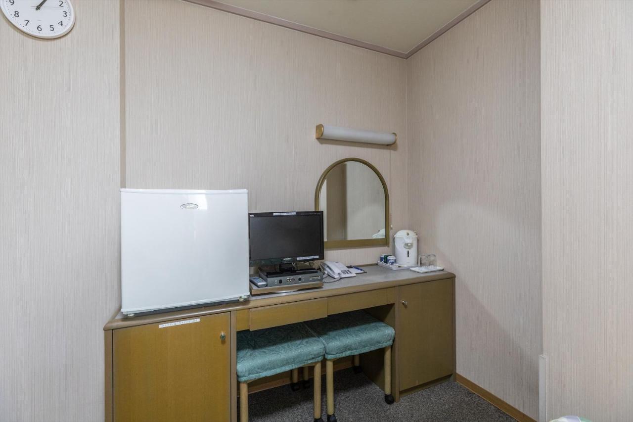 Tabist Business Hotel Takamado Shin-Omiya Nara Exterior photo